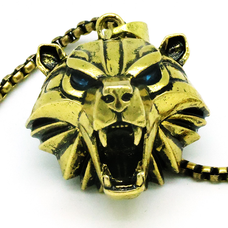 Caucasus Bear Medallion Pendan - đánh giá và giá Cobra Extruder